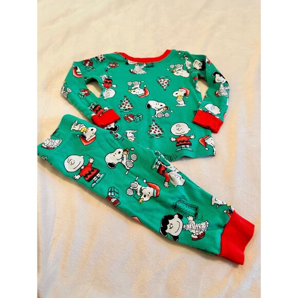 Peanuts 12 months Christmas pjs set Charlie Brown - Picture 1 of 4